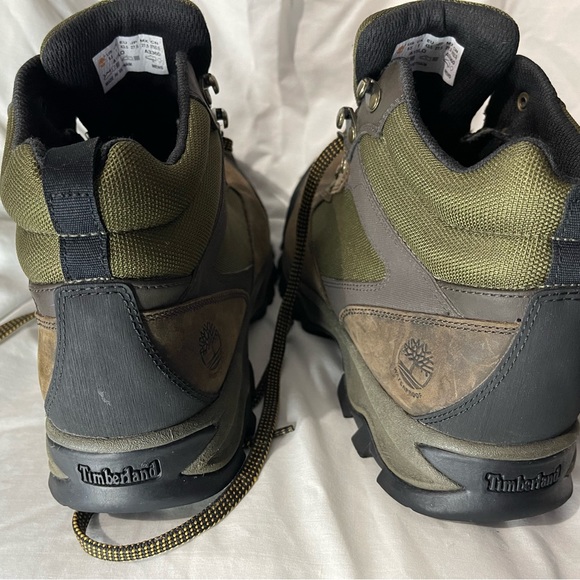 Timberland Keele Ridge A15LO boots in size 9.5 - Picture 8 of 9